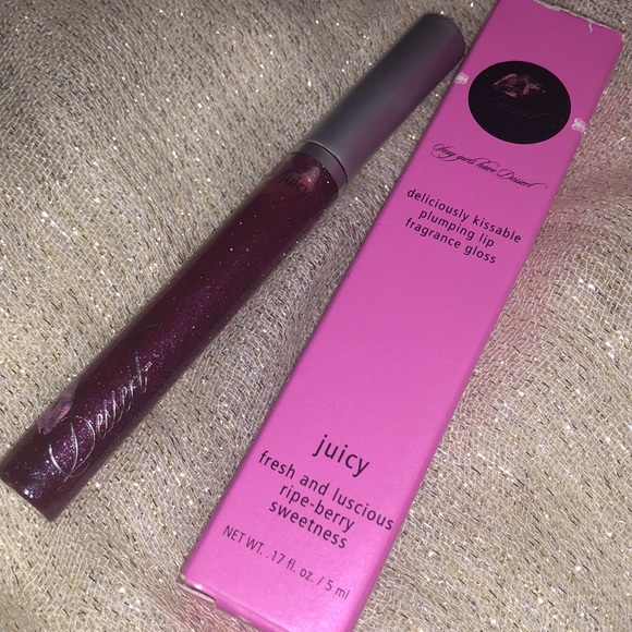 JESSICA SIMPSON Dessert Kissable Lipgloss NEW - Picture 4 of 16